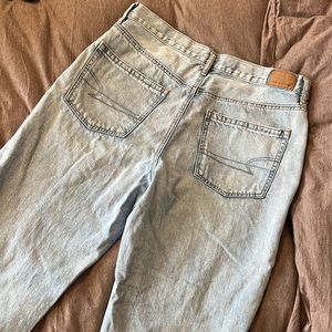 American Eagle 90’s Boyfriend jeans